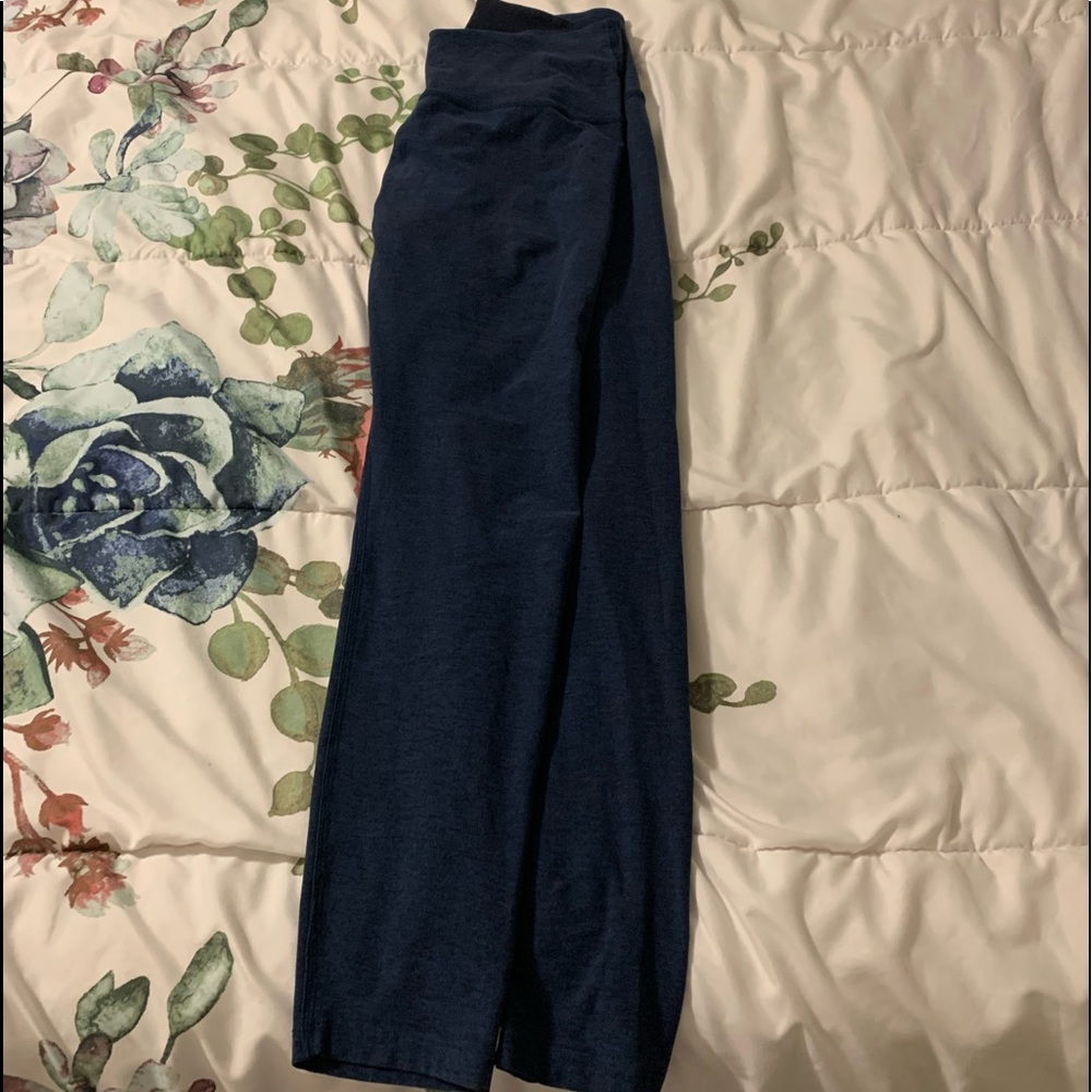 Beyond Yoga size M yoga pants. Gently used